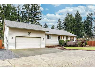 4335 NE Hannah Ct Hillsboro, OR 97124