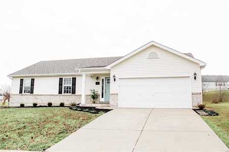 3863 Bedford Pointe Dr Wentzville, MO 63385
