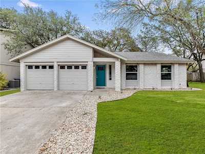 11613 Sweetwater TRL Austin, TX 78750