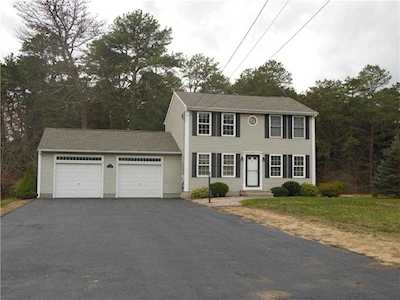 2 Okeefe Dr Richmond, RI 02894