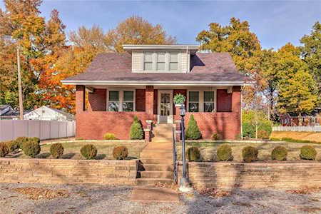 389 Saint Louis St Florissant, MO 63031