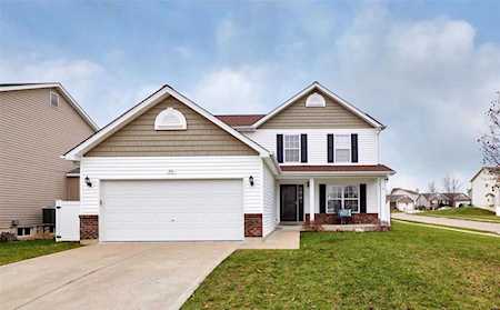 324 Rustic Oaks Dr Wentzville, MO 63385