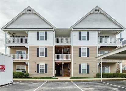 15101 Spring Creek Ln Ofallon, MO 63368