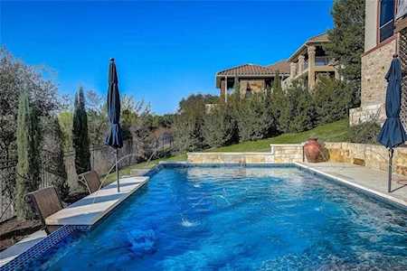 1532 University Club DR Austin, TX 78732