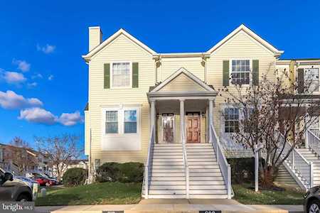 1418 Nutwood Ct Crofton, MD 21114