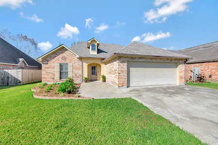 502 Beacon Dr Youngsville, LA 70592