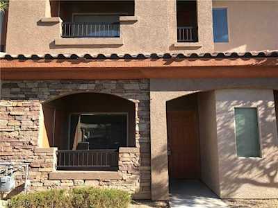 7701 Robindale Rd #111 Las Vegas, NV 89113