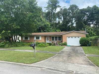 4733 Silver Ridge Dr Jacksonville, FL 32207