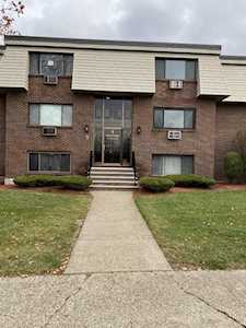 5 Hallmark Gardens #9 Burlington, MA 01803
