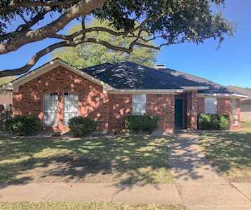 1057 Surrey Circle Wylie, TX 75098