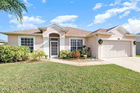 4020 Caparosa Circle Melbourne, FL 32940