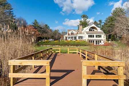 112 River Road Hanover, MA 02339
