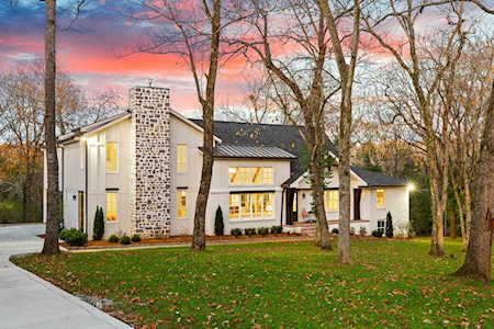 824 Belton Dr Nashville, TN 37205