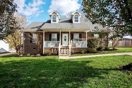 119 Filly Ln Springfield, TN 37172