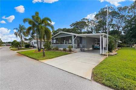 807 Seabrooke Dr Englewood, FL 34223
