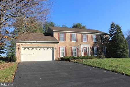 19702 Portsmouth Dr Hagerstown, MD 21742