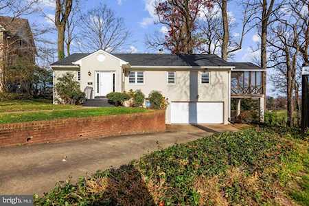 2785 Wakefield St Arlington, VA 22207