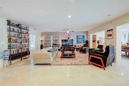 3851 Poinciana Ave Coconut Grove, FL 33133
