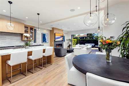 719 Orchid Corona Del Mar, CA 92625