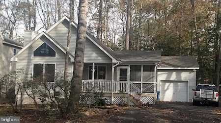 98 Pinehurst Rd Ocean Pines, MD 21811