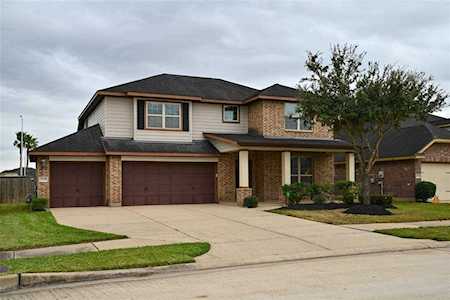 3319 Witney Way Fresno, TX 77545