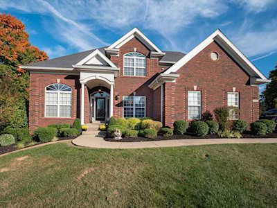 6803 Cliffside Ct Louisville, KY 40228