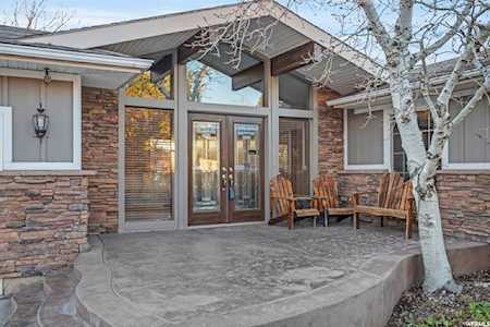 11768 S Hagan Rd Sandy, UT 84092
