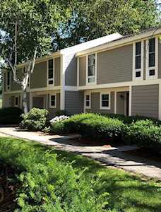 11 Oak St #47 Wellesley, MA 02482