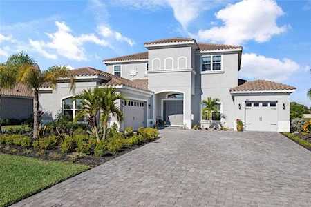 7484 Ripetta St Sarasota, FL 34240