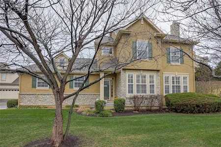 16200 Linden St Overland Park, KS 66085