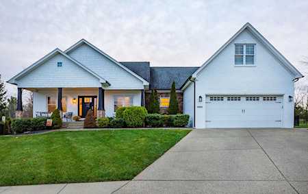 1101 Crossings Cove Ct Louisville, KY 40245