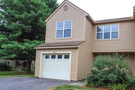 905 Ridgefield Cir #A Clinton, MA 01510