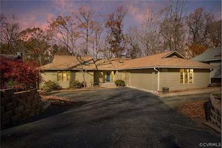 5806 Harbour Bluff Terrace Midlothian, VA 23112