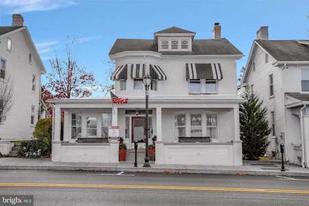 45 King St Littlestown, PA 17340