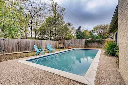 8707 Primrose LN Austin, TX 78757