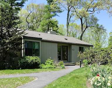 216 Aspen Cir #216 Lincoln, MA 01773