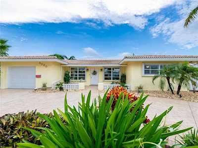 5280 NE 26th Ave Lighthouse Point, FL 33064