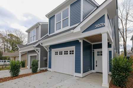 302B Vivelle Ave Nashville, TN 37210