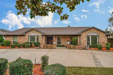 7431 Meadow Oaks Drive Dallas, TX 75230