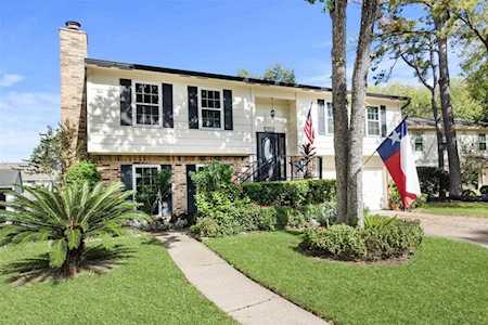 15814 Lakecliffe Dr Houston, TX 77095