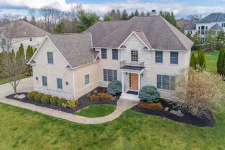 8252 Chippenham Drive Dublin, OH 43016