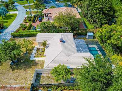 632 E Conference Drive Boca Raton, FL 33486