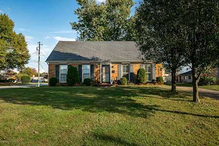 4401 Landside Ct Louisville, KY 40220