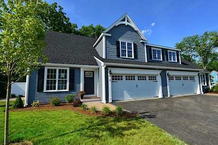2 Cain Circle #2 Southborough, MA 01772