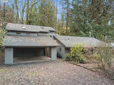 1840 SW Palatine St Portland, OR 97219