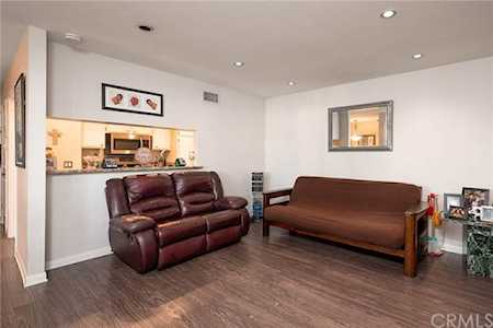 196 Southampton Way #36 Placentia, CA 92870