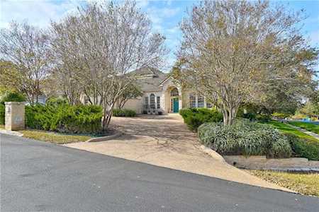 2 Tiburon CT The Hills, TX 78738