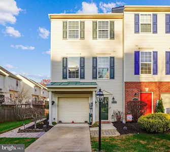 6817 Warfield St Glen Burnie, MD 21060
