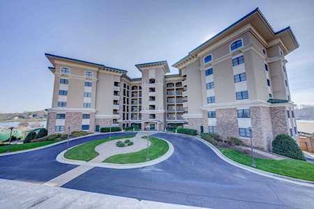 100 Bridgewater Pointe Moneta, VA 24121