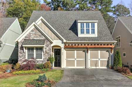 305 Little Pine Ln Woodstock, GA 30188